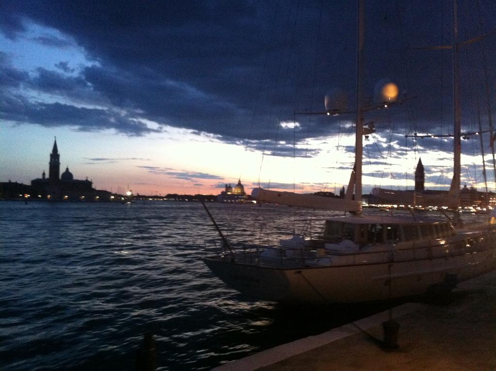 威尼斯Marinaressa Biennale Terrazza公寓 外观 照片
